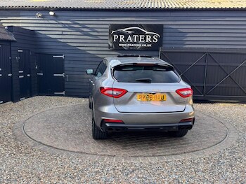 Used Maserati Levante 2019 for sale - 78377392: Photo