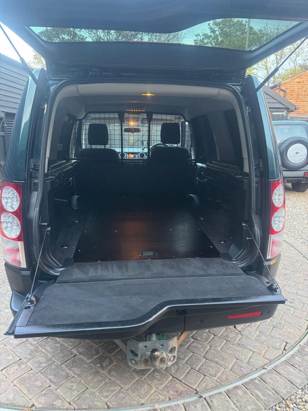 Used Land Rover Discovery 2013 for sale - 76486958: Photo 9