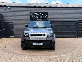 Used Land Rover Defender 2021 for sale - 79835720: Photo