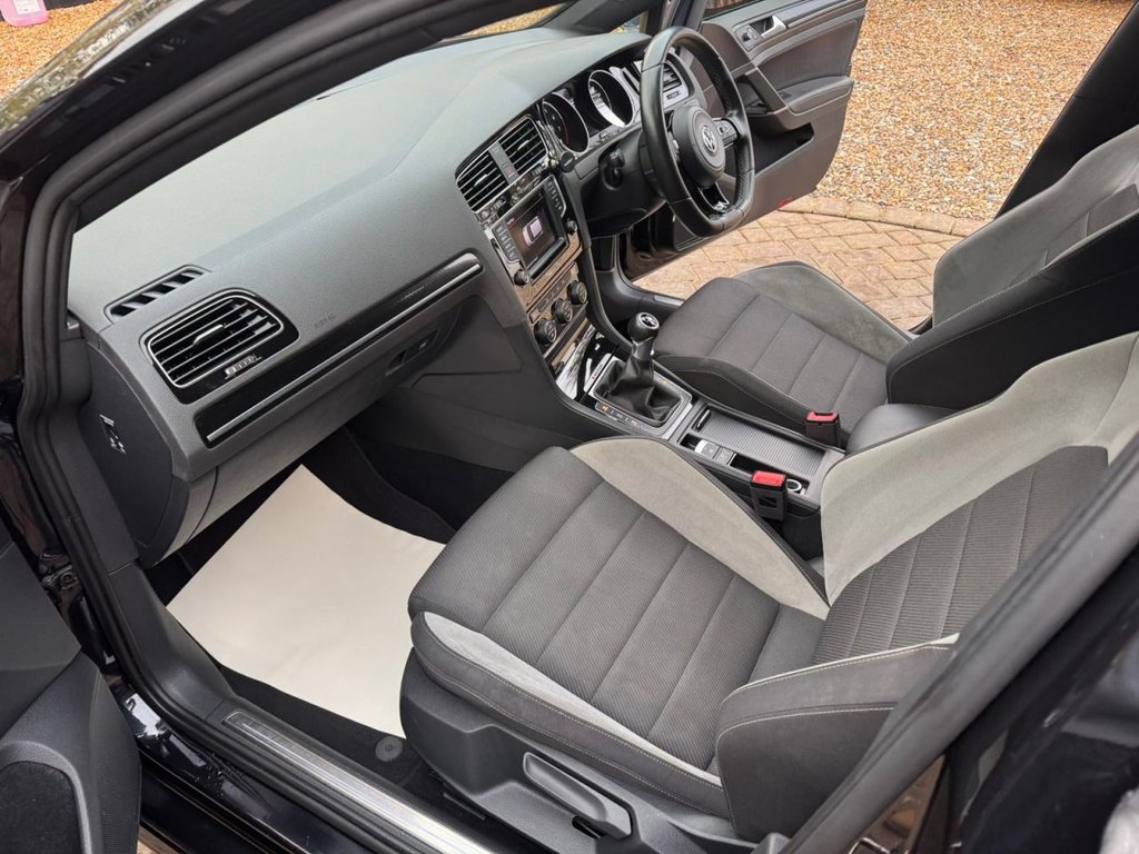 Used Volkswagen Golf 2015 for sale - 77239337: Photo 10