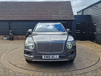 Used Bentley Bentayga 2016 for sale - 76173314: Photo