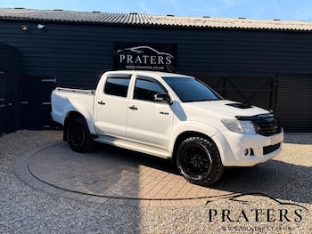 Used Toyota Hilux 2014 for sale - 79538744: Photo