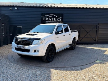 Used Toyota Hilux 2014 for sale - 79538744: Photo