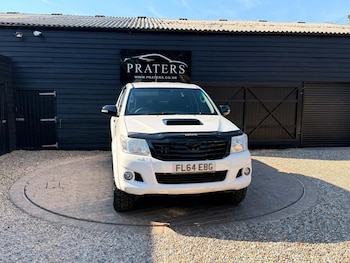 Used Toyota Hilux 2014 for sale - 79538744: Photo