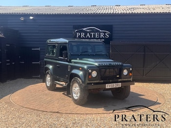 Used Land Rover Defender 2009 for sale - 79394579: Photo