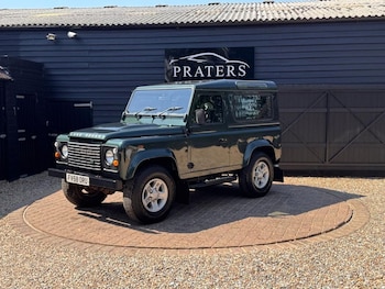 Used Land Rover Defender 2009 for sale - 79394579: Photo