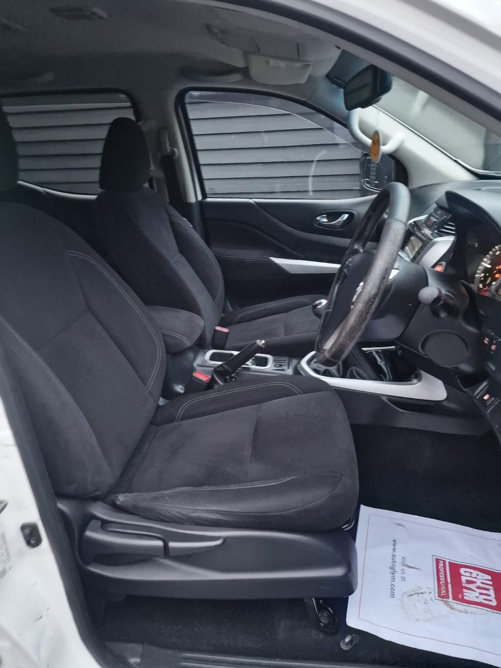 Used Nissan Navara 2016 for sale - 77470543: Photo 9