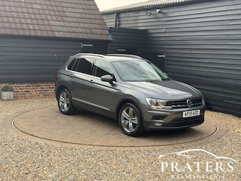 Volkswagen - Tiguan