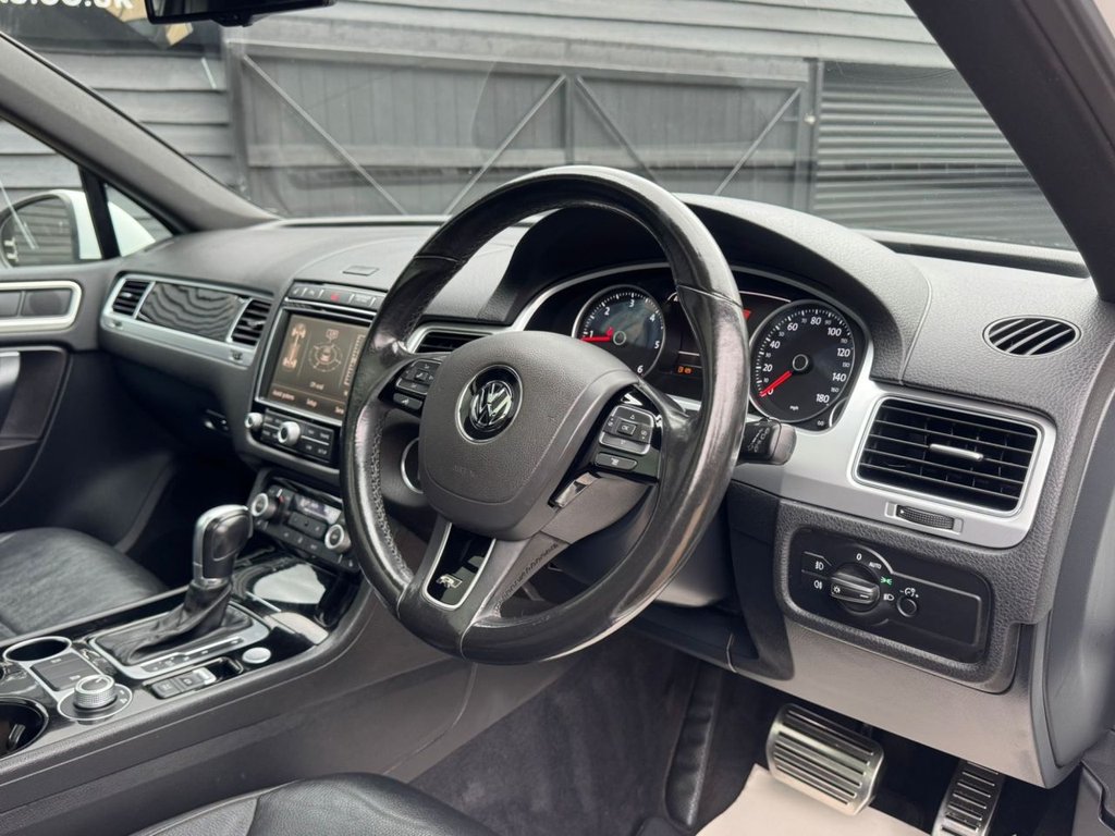 Used Volkswagen Touareg 2015 for sale - 78124356: Photo 10