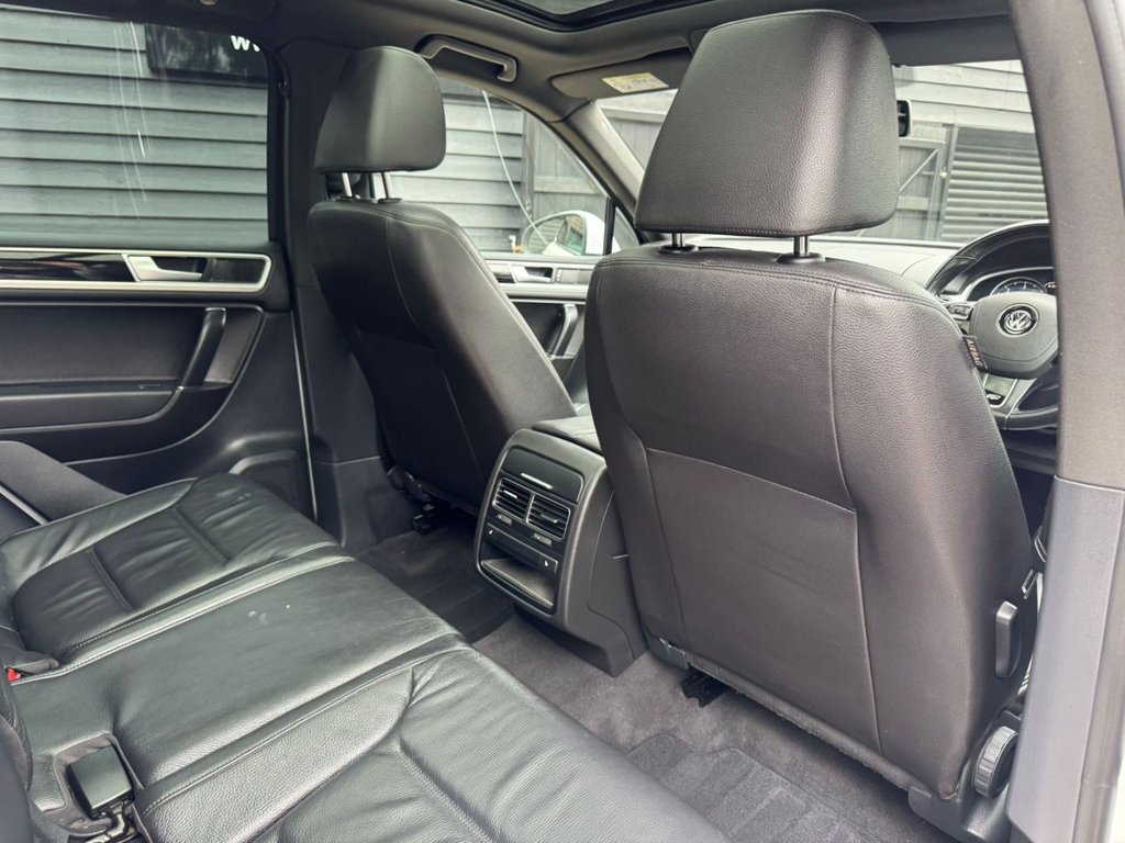 Used Volkswagen Touareg 2015 for sale - 78124356: Photo 16