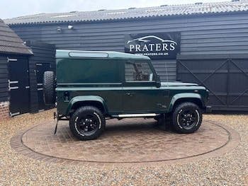 Used Land Rover Defender 2004 for sale - 78663938: Photo