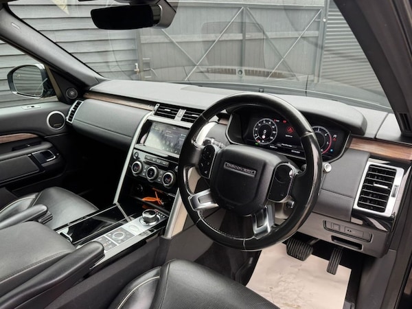 Used Land Rover Discovery 2018 for sale - 76261413: Photo 11