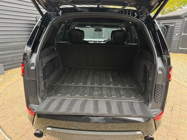 Used Land Rover Discovery 2018 for sale - 76261413: Photo 17