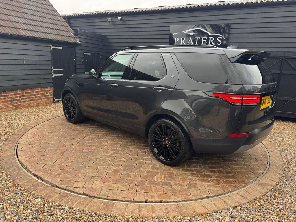 Used Land Rover Discovery 2017 for sale - 77647778: Photo 4