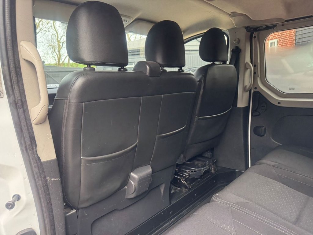 Used Vauxhall Vivaro 2017 for sale - 76962100: Photo 14