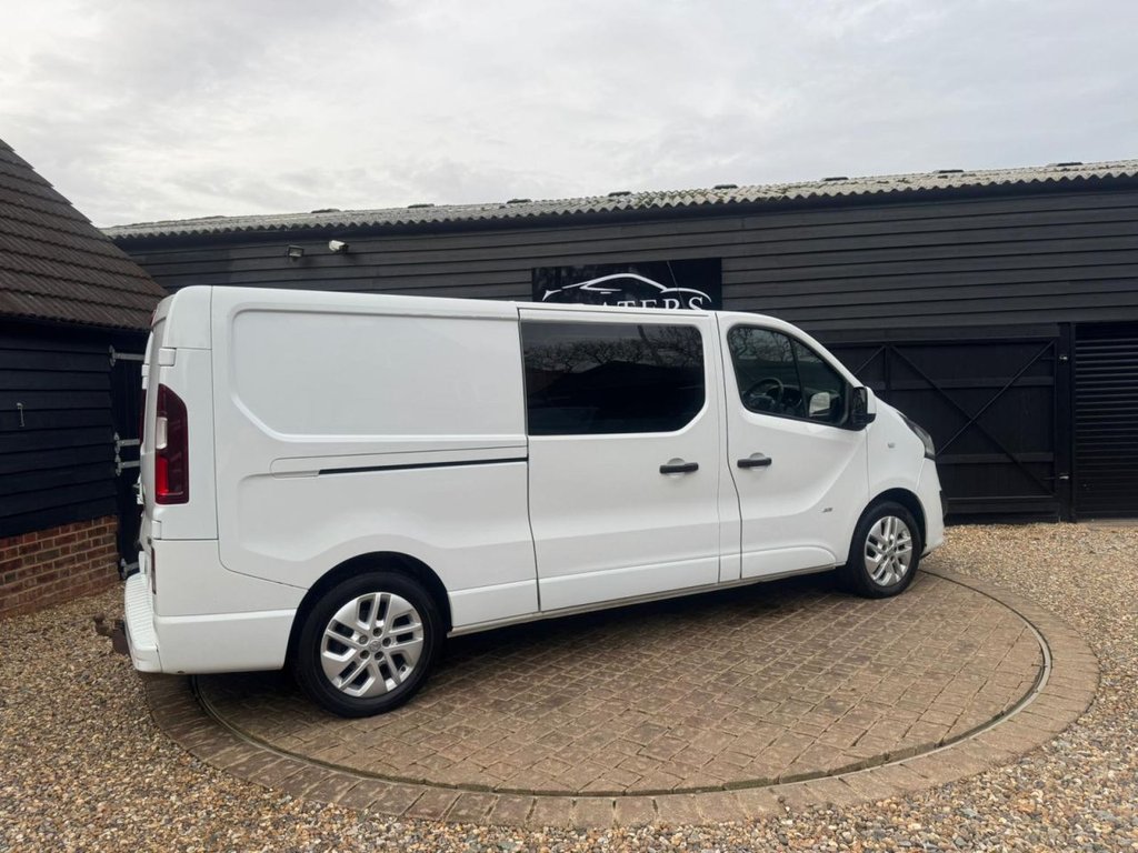 Used Vauxhall Vivaro 2017 for sale - 76962100: Photo 24