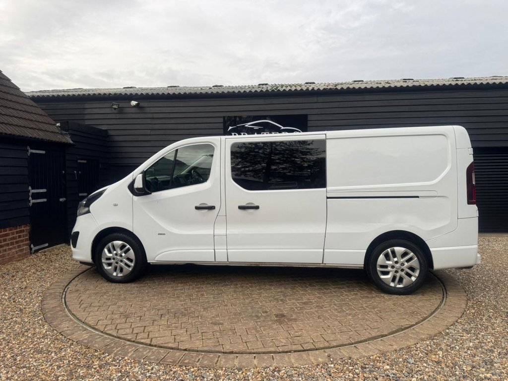 Used Vauxhall Vivaro 2017 for sale - 76962100: Photo 6
