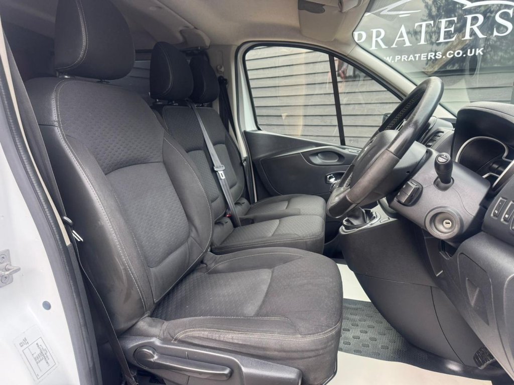 Used Vauxhall Vivaro 2017 for sale - 76962100: Photo 9