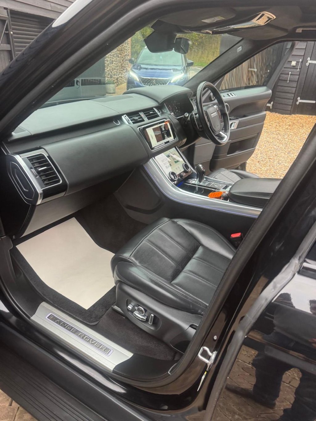 Used Land Rover Range Rover Sport 2021 for sale - 76591117: Photo 11