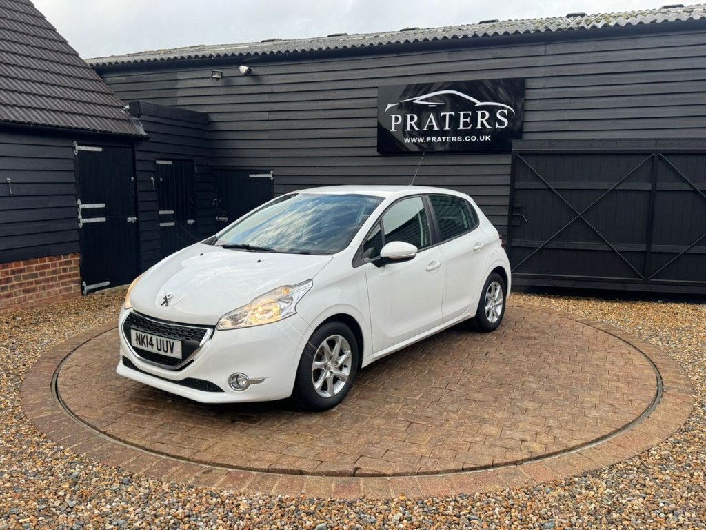 Used Peugeot 208 2014 for sale - 77571602: Photo 2