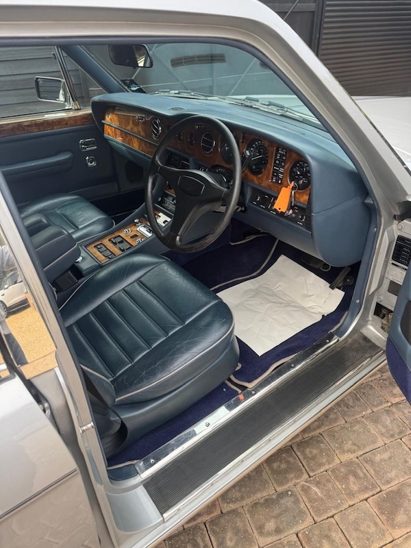 Used Bentley Turbo R 1987 for sale - 75527428: Photo 9