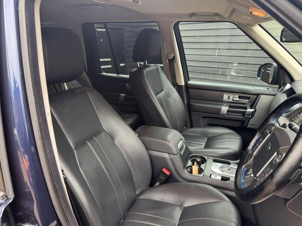 Used Land Rover Discovery 2014 for sale - 76855209: Photo 9