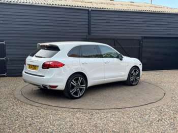 Used Porsche Cayenne 2014 for sale - 74687811: Photo