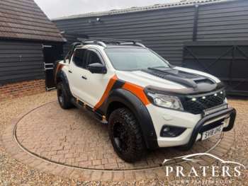 Used Nissan Navara 2018 for sale - 74617075: Photo