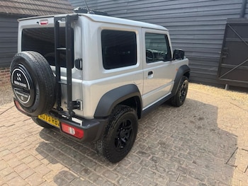 Used Suzuki Jimny 2023 for sale - 75542730: Photo