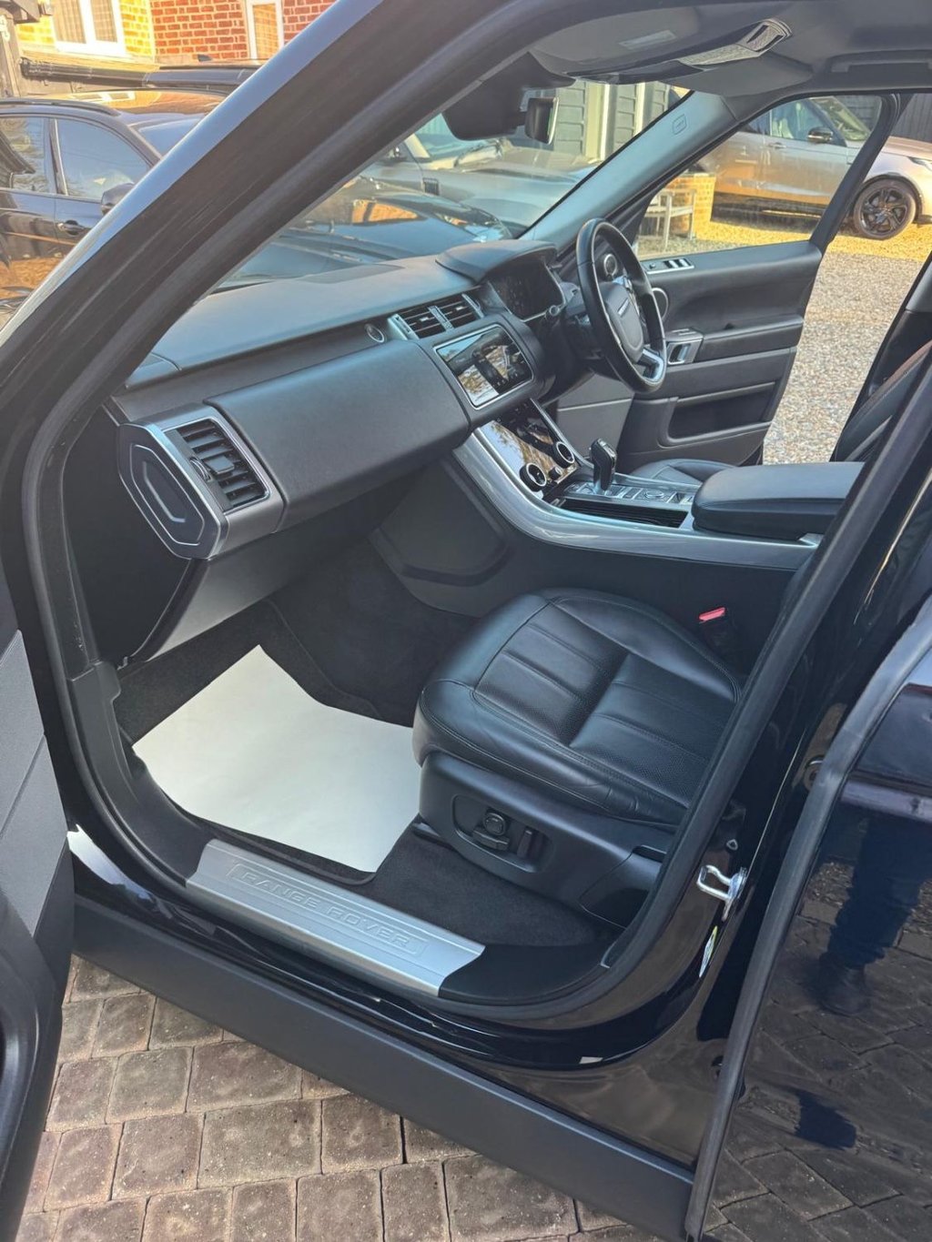 Used Land Rover Range Rover Sport 2019 for sale - 77952349: Photo 10