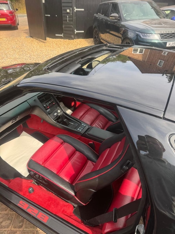 Used Porsche 928 1988 for sale - 75527435: Photo 11