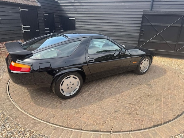 Used Porsche 928 1988 for sale - 75527435: Photo 39
