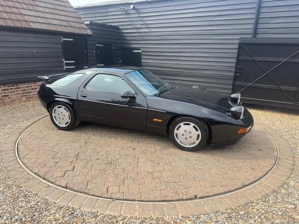 Used Porsche 928 1988 for sale - 75527435: Photo 42