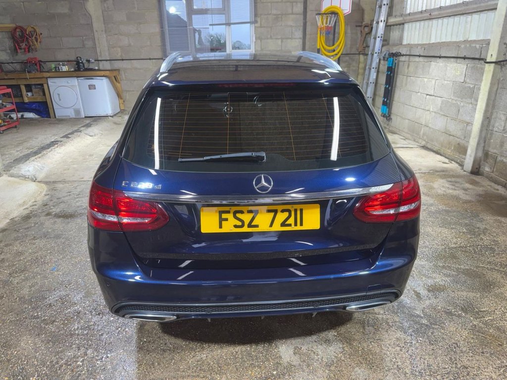 Used Mercedes-Benz C Class 2017 for sale - 76590744: Photo 3