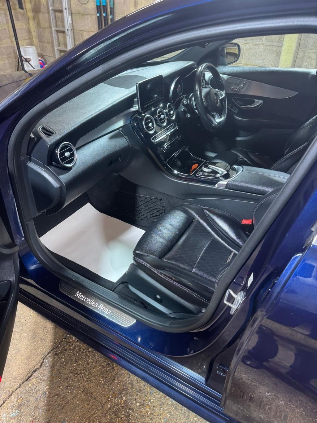 Used Mercedes-Benz C Class 2017 for sale - 76590744: Photo 7