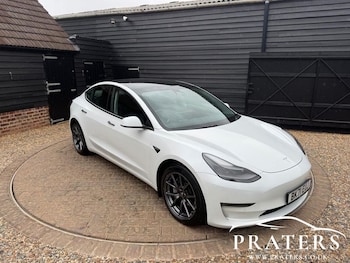 2021 (71) - (Dual Motor) Long Range Saloon 4dr Electric Auto 4WDE (346 ps)