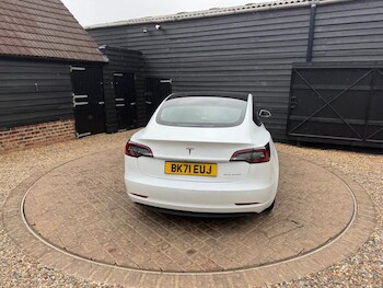 Used Tesla Model 3 2021 for sale - 75542727: Photo