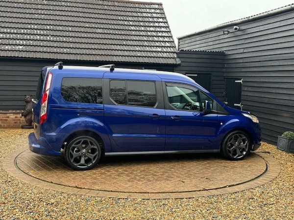 Used Ford Grand Tourneo Connect 2015 for sale - 75236208: Photo 26