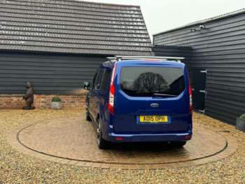 Used Ford Grand Tourneo Connect 2015 for sale - 75236208: Photo