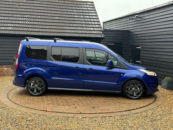 Used Ford Grand Tourneo Connect 2015 for sale - 75236208: Photo 5