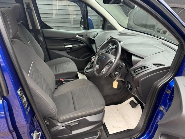 Used Ford Grand Tourneo Connect 2015 for sale - 75236208: Photo 9