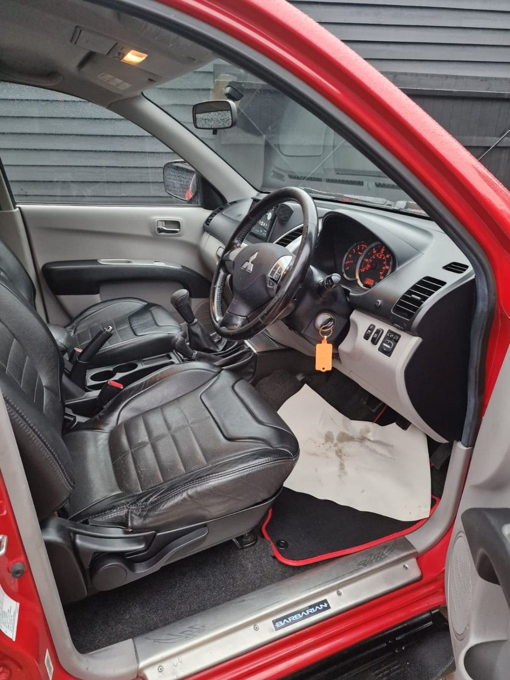 Used Mitsubishi L200 2010 for sale - 76999191: Photo 9