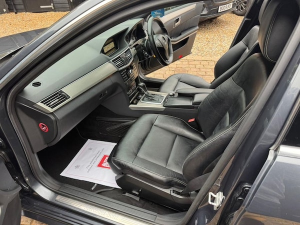 Used Mercedes-Benz E Class 2010 for sale - 76273976: Photo 10