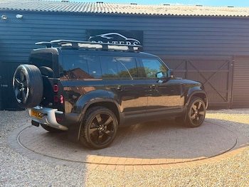 Used Land Rover Defender 2022 for sale - 79538800: Photo