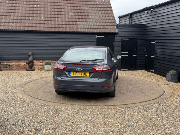 Used Ford Mondeo 2011 for sale - 76098232: Photo 3