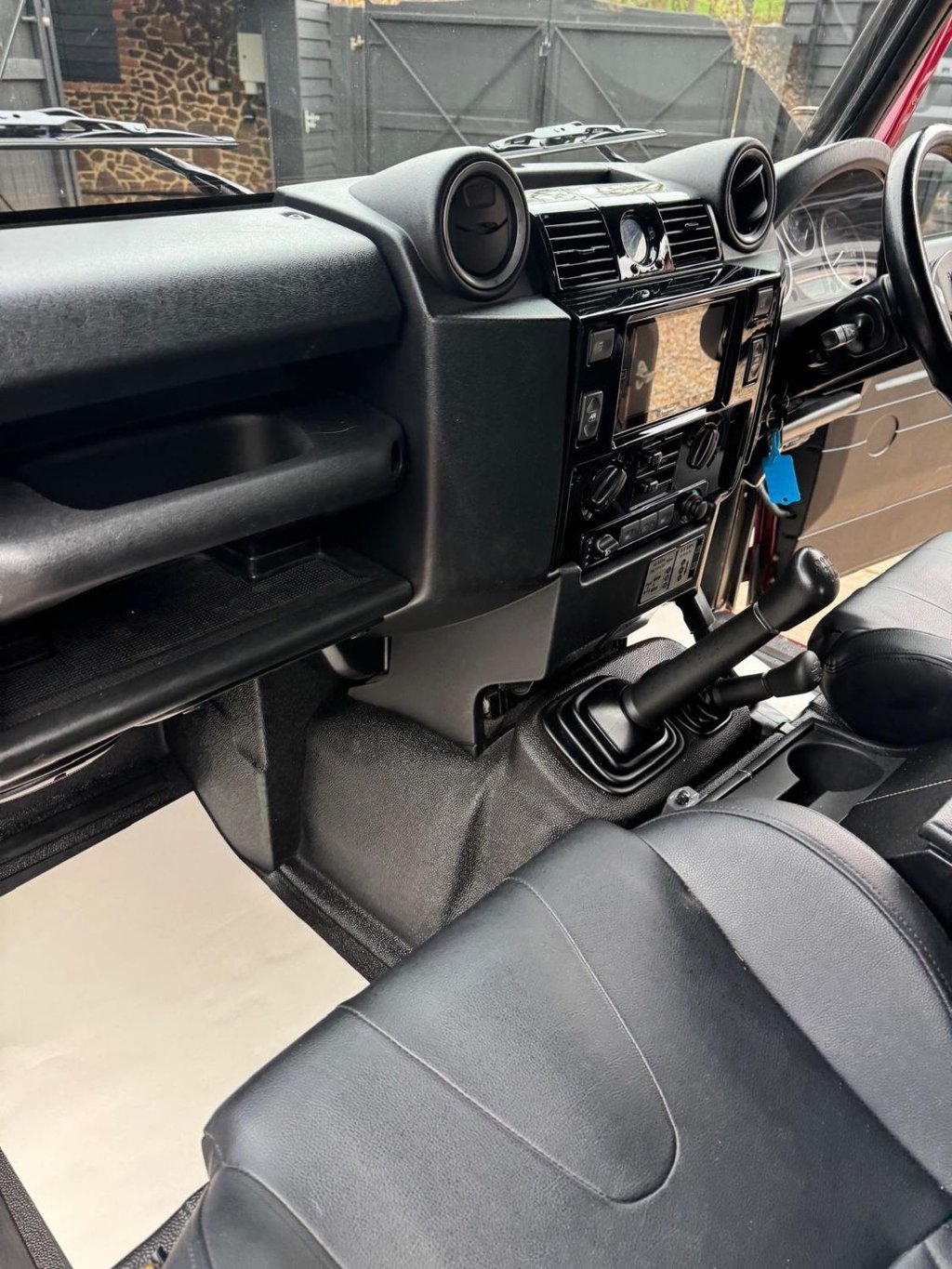 Used Land Rover Defender 2015 for sale - 77798250: Photo 14