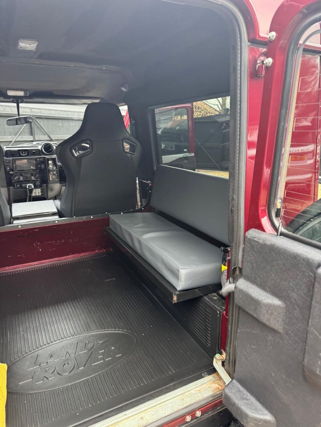 Used Land Rover Defender 2015 for sale - 77798250: Photo 17