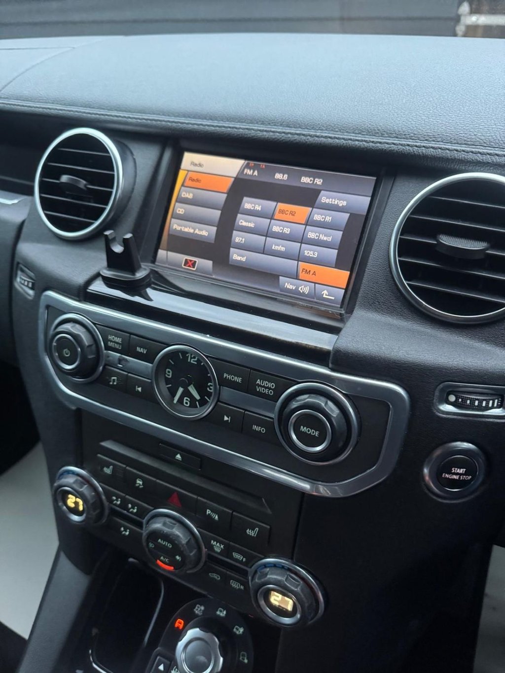 Used Land Rover Discovery 2010 for sale - 76848242: Photo 14