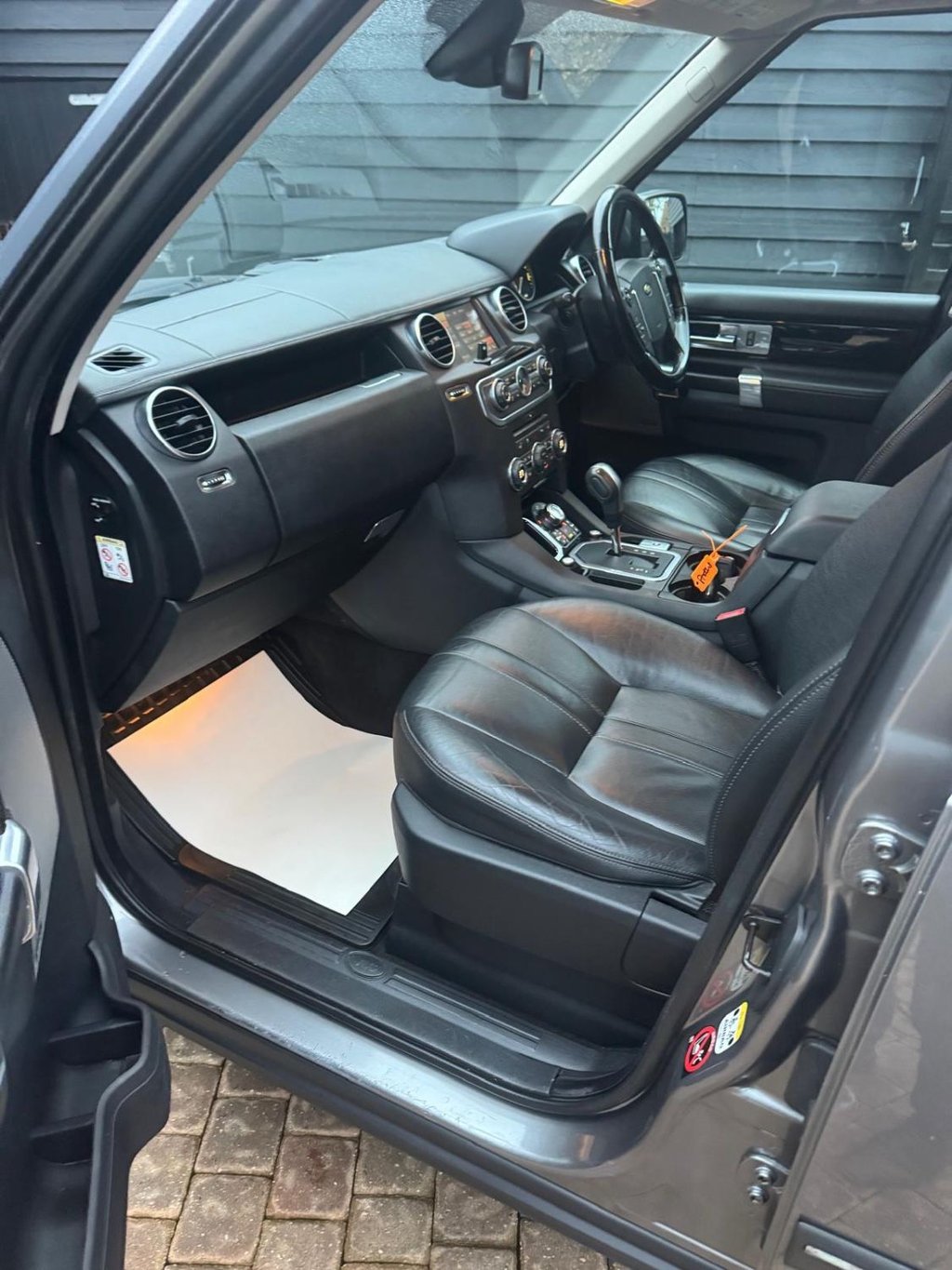 Used Land Rover Discovery 2010 for sale - 76848242: Photo 16