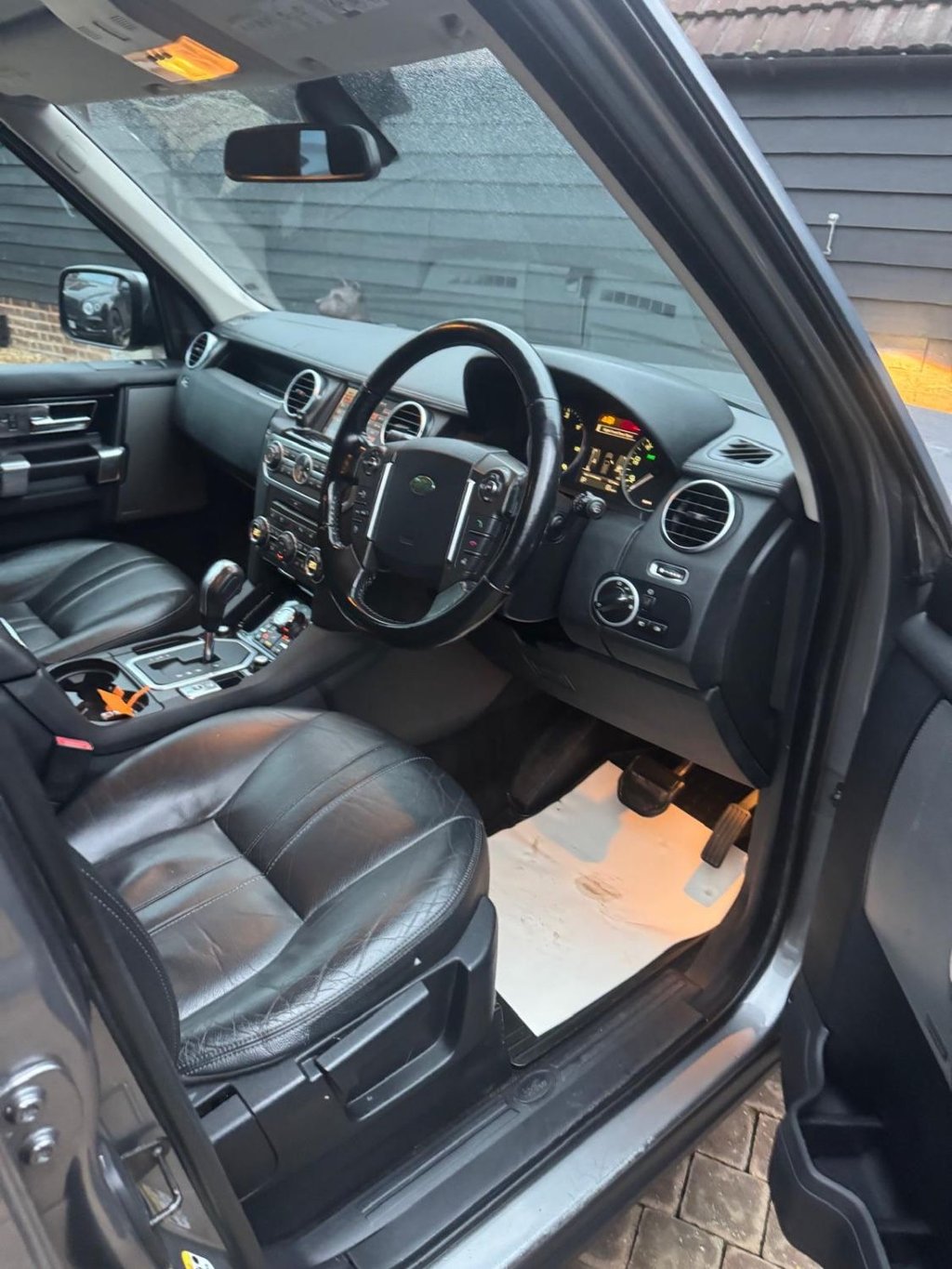 Used Land Rover Discovery 2010 for sale - 76848242: Photo 8